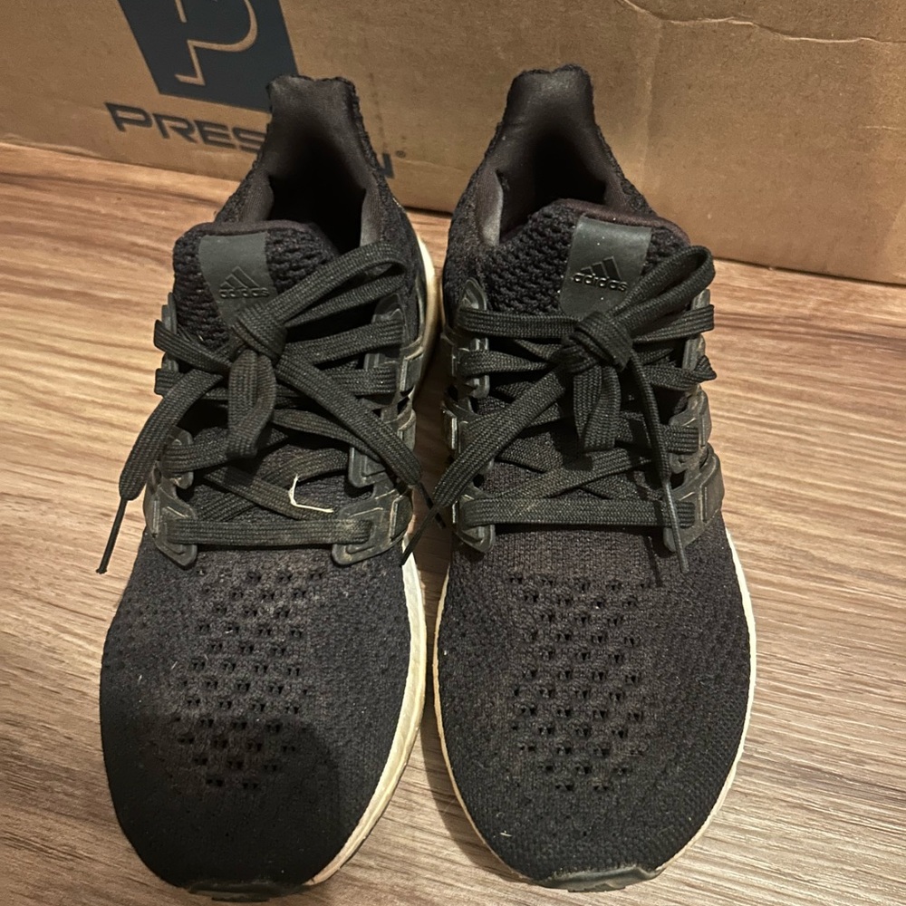 Adidas Men's Black Athletic Sneakers